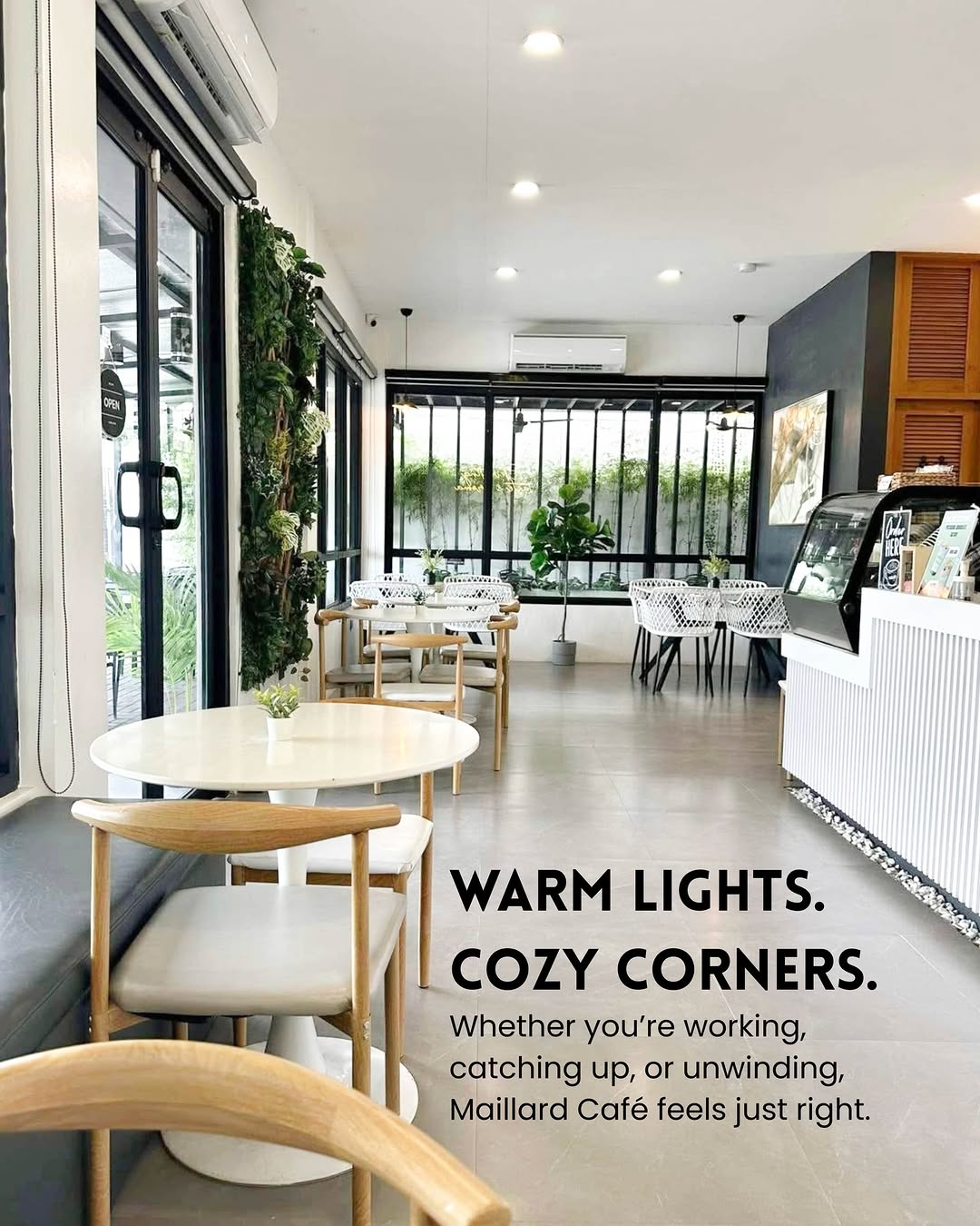 Maillard Café warm interior atmosphere